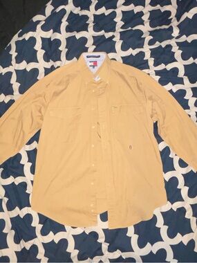 Tommy Hilfiger Men's Tan Casual Button-Down Shirt